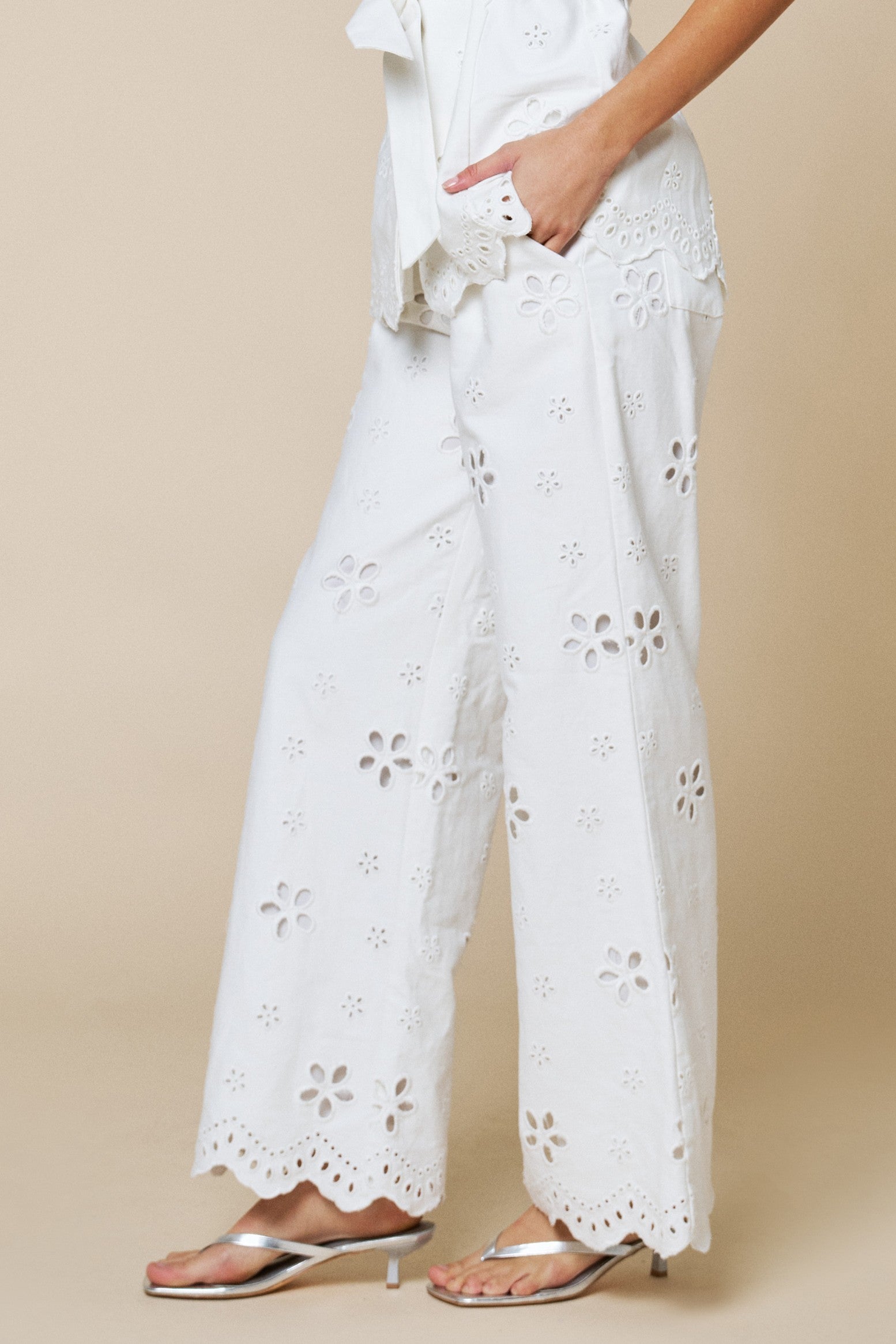 Set pantalón blanco flor