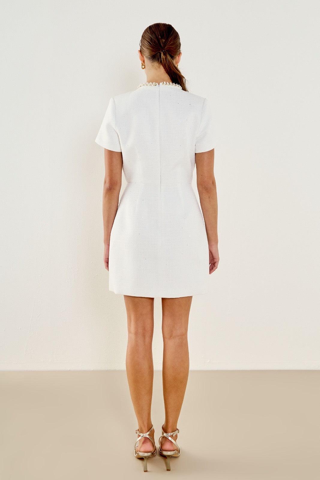 Mini vestido tweed blanco perlas