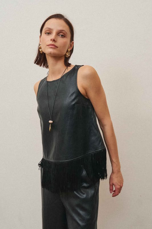 Set pantalón y top negro vinil piel