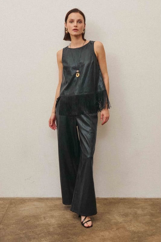 Set pantalón y top negro vinil piel